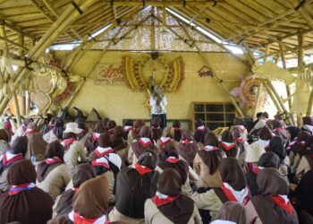 Petualang Si Kambang Pramuka Pra Siaga Guru TK Se Kalipuro